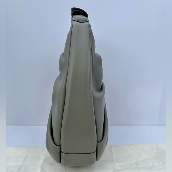 Staud soft moon bag | French grey - Picture 6 of 8